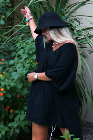 Robe courte en gaze de coton noir - Teva