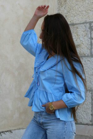Blouse noeuds sur l'avant bleu, col Claudine - Atea